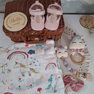 Unikornis babalátogató ajándékcsomag bőröndben - játék & sport - babalátogató ajándékcsomag - Meska.hu