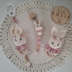 Horgolt nyuszis ajándékcsomag  - játék & sport - babalátogató ajándékcsomag - Meska.hu