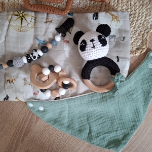 Pandás babalátogató ajándékcsomag bőröndben - játék & sport - babalátogató ajándékcsomag - Meska.hu