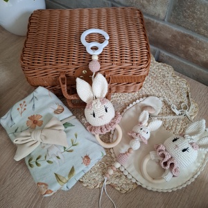 Nyuszis babaköszöntő ajándékcsomag - játék & sport - Meska.hu