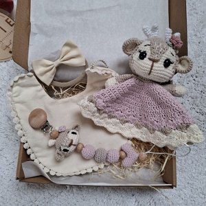 Őzikés ajándékcsomag szundikendővel - baba - mama - babalátogató ajándékcsomag - Meska.hu