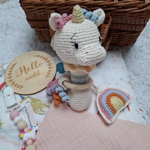 Unikornisos babalátogató ajándékcsomag bőröndben - baba - mama - babalátogató ajándékcsomag - Meska.hu