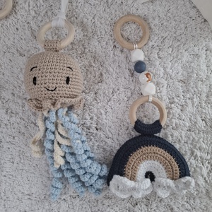 Babatornáztató állvány választható horgolt játékokkal - baba - mama - baba játékok - mozgásfejlesztő játékok - Meska.hu