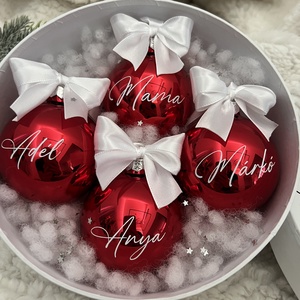 Egyedi névvel ellátott PIROS üveggömb 8 cm, Karácsony, Karácsonyi lakásdekoráció, Karácsonyfadíszek, Mindenmás, MESKA
