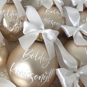 Egyedi névvel ellátott pezsgő fényes üveggömb 8 cm - karácsony - karácsonyi lakásdekoráció - karácsonyfadíszek - Meska.hu