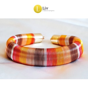 Színes, kézműves karkötő - Liv Ékszerek , Ékszer, Karkötő, Karperec, Ékszerkészítés, MESKA
