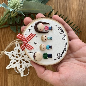 Rusztikus, családi karácsonyfadísz fából saját névvel - karácsony - karácsonyi lakásdekoráció - karácsonyfadíszek - Meska.hu