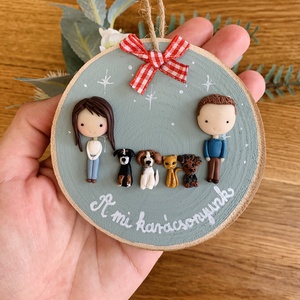 Rusztikus, családi karácsonyfadísz fából saját névvel - karácsony - karácsonyi lakásdekoráció - karácsonyfadíszek - Meska.hu