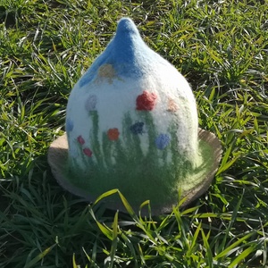 Virágoskert szaunasapka, nemez sapka, szaunakalap, nemez kalap - ruha & divat - sál, sapka, kendő - sapka - Meska.hu Virágoskert szaunasapka, nemez sapka, szaunakalap, nemez kalap - ruha & divat - sál, sapka, kendő - sapka - Meska.hu