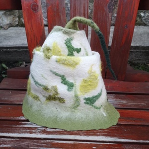 Zöld- fehér- zöld  szaunasapka, manósapka, nemez sapka - ruha & divat - sál, sapka, kendő - sapka & sál szett - Meska.hu Zöld- fehér- zöld  szaunasapka, manósapka, nemez sapka - ruha & divat - sál, sapka, kendő - sapka & sál szett - Meska.hu