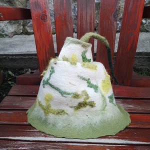 Zöld- fehér- zöld  szaunasapka, manósapka, nemez sapka - ruha & divat - sál, sapka, kendő - sapka & sál szett - Meska.hu Zöld- fehér- zöld  szaunasapka, manósapka, nemez sapka - ruha & divat - sál, sapka, kendő - sapka & sál szett - Meska.hu