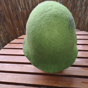 Zöld katonai sisak, szaunasapka, nemez sapka - ruha & divat - sál, sapka, kendő - sapka - Meska.hu Zöld katonai sisak, szaunasapka, nemez sapka - ruha & divat - sál, sapka, kendő - sapka - Meska.hu