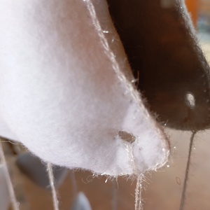 Téli filc harang ajtó- és ablakdísz � szíves, kézzel készült dekor (teljesen fehér) - otthon & életmód - dekoráció - ajtó- és ablak dekoráció - ablakdísz - Meska.hu