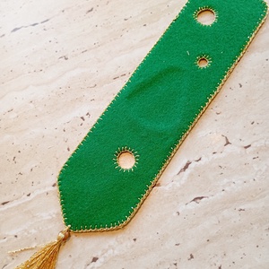 Karácsonyi filc harang könyvjelző � zöld, arany horgolással - könyv & zene - könyvjelző - Meska.hu