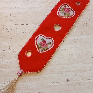 Filc könyvjelző textil szívmintával � piros, fehérarany , Könyv & Zene, Könyvjelző, Horgolás, Varrás, MESKA