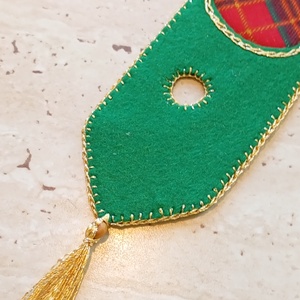 Zöld filc könyvjelző skót kockás harangmintával - könyv & zene - könyvjelző - Meska.hu