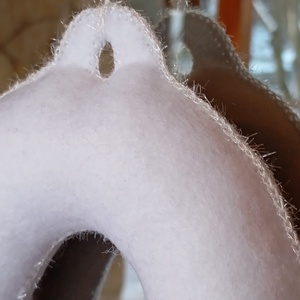 Téli filc harang ajtó- és ablakdísz � szíves, kézzel készült dekor (teljesen fehér) - otthon & életmód - dekoráció - ajtó- és ablak dekoráció - ablakdísz - Meska.hu