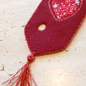 Bordó filc könyvjelző szív mintával - könyv & zene - könyvjelző - Meska.hu