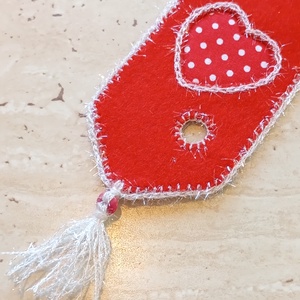 Piros filc könyvjelző fehér pöttyös szívmintával - könyv & zene - könyvjelző - Meska.hu