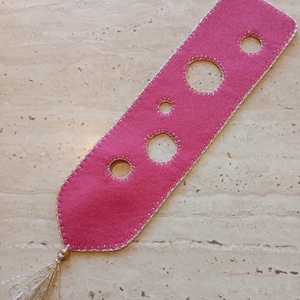 Rózsaszín filc könyvjelző körmintával, Könyv & Zene, Könyvjelző, Varrás, Kovácsoltvas, MESKA