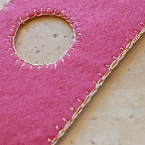 Rózsaszín filc könyvjelző körmintával - könyv & zene - könyvjelző - Meska.hu