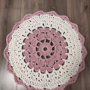 Horgolt szőnyeg - 65 cm - Meska.hu