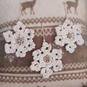 Horgolt karácsonyfa dísz  - karácsony - karácsonyi lakásdekoráció - karácsonyfadíszek - Meska.hu