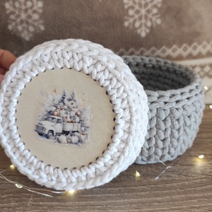 Karácsonyi horgolt tároló tetővel  - karácsony - karácsonyi lakásdekoráció - ünnepi asztaldekoráció - Meska.hu