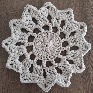 Karácsonyi alátét, asztalközép - karácsony - karácsonyi lakásdekoráció - ünnepi asztaldekoráció - Meska.hu