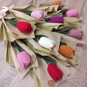 Horgolt tulipán , Otthon & Életmód, Virágdekoráció, Virágdíszek, Asztali virágdísz, Horgolás, MESKA