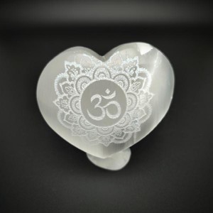 Szelenit szív álló om mandala 6-7cm, Kellékek & szerszámok, Ásvány alapanyag, Ásvány figura, , MESKA