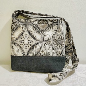 Mandala mintás oldaltáska, Táska & Tok, Kézitáska & válltáska, Vállon átvethető táska, Varrás, MESKA