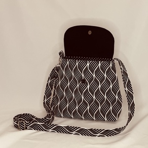 Mintás női oldaltáska - táska & tok - kézitáska & válltáska - vállon átvethető táska - Meska.hu