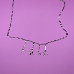 Hangjegy nyaklánc  - ékszer - nyaklánc - medálos nyaklánc - Meska.hu