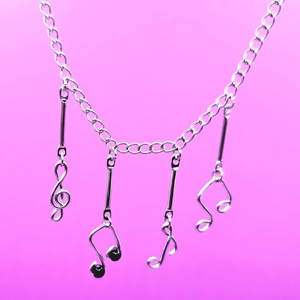 Hangjegy nyaklánc  - ékszer - nyaklánc - medálos nyaklánc - Meska.hu