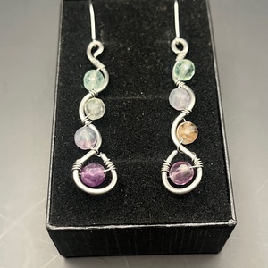 Fluorit ásvány fülbevaló  - ékszer - fülbevaló - lógó fülbevaló - Meska.hu