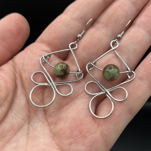 Opál fülbevaló  - ékszer - fülbevaló - lógó fülbevaló - Meska.hu