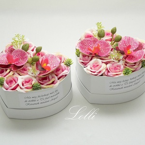 Pink orchideás szív szülőköszöntő selyemvirág dobozok párban - esküvő - emlék & ajándék - szülőköszöntő ajándék - Meska.hu