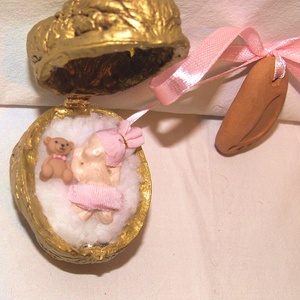 Gender reveal- Egy kis dió, benne egy nagy csoda, Baba - mama, Babaemlékek, Bababejelentők, Baba-és bábkészítés, MESKA