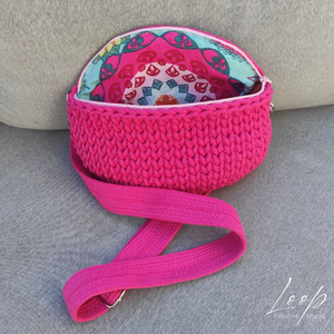 Bohém magenta horgolt crossbody táska mandala béléssel  kézzel készült női oldaltáska, Táska & Tok, Kézitáska & válltáska, Kézitáska, Horgolás, MESKA