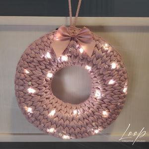 Horgolt, egyedi design karácsonyi ajtódísz -púder színben, Karácsony, Adventi díszek, Adventi ajtódísz, Horgolás, MESKA