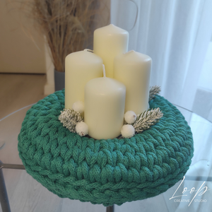 Kézzel horgolt adventi koszorú - zöld alap, Karácsony, Adventi díszek, Adventi koszorú, Horgolás, MESKA