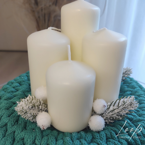 Adventi koszorú - horgolt zöld alap, díszekkel - karácsony - adventi díszek - adventi koszorú - Meska.hu