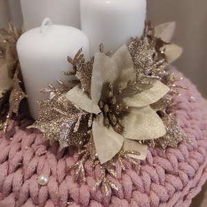 Adventi koszorú - horgolt púder alap, fehér gyertyával - karácsony - adventi díszek - adventi koszorú - Meska.hu