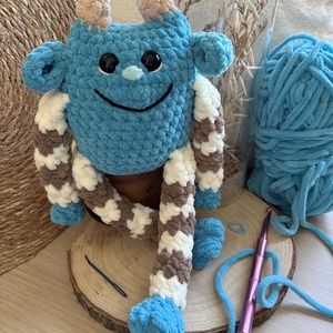 HORGOLÁS MINTA Mókás szörnyecske, DIY (Csináld magad), Szabásminta, útmutató, Horgolási minta, Horgolás, MESKA
