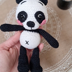 Horgolt panda, Játék & Sport, Plüssállat & Játékfigura, Maci, Horgolás, MESKA