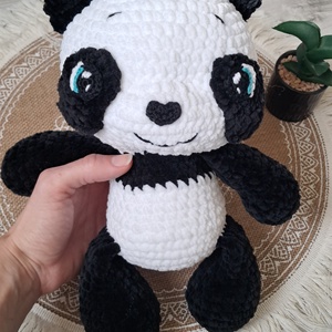 Horgolt panda - Meska.hu