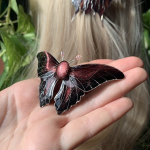 Piros-fekete pillangós hajcsat - ruha & divat - hajdísz & hajcsat - hajdísz - Meska.hu