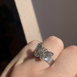 Lepkés gyűrű - ékszer - gyűrű - figurális gyűrű - Meska.hu