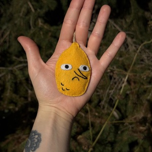 Adventure Time Lemongrab / Citromgróf filc kulcstartó, táskadísz - táska & tok - kulcstartó & táskadísz - táskadísz - Meska.hu